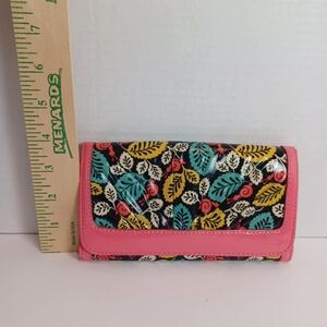 Vera Bradley Frill Happy Snails Pink Wallet Organizer Clutch‎ Accordian Flap